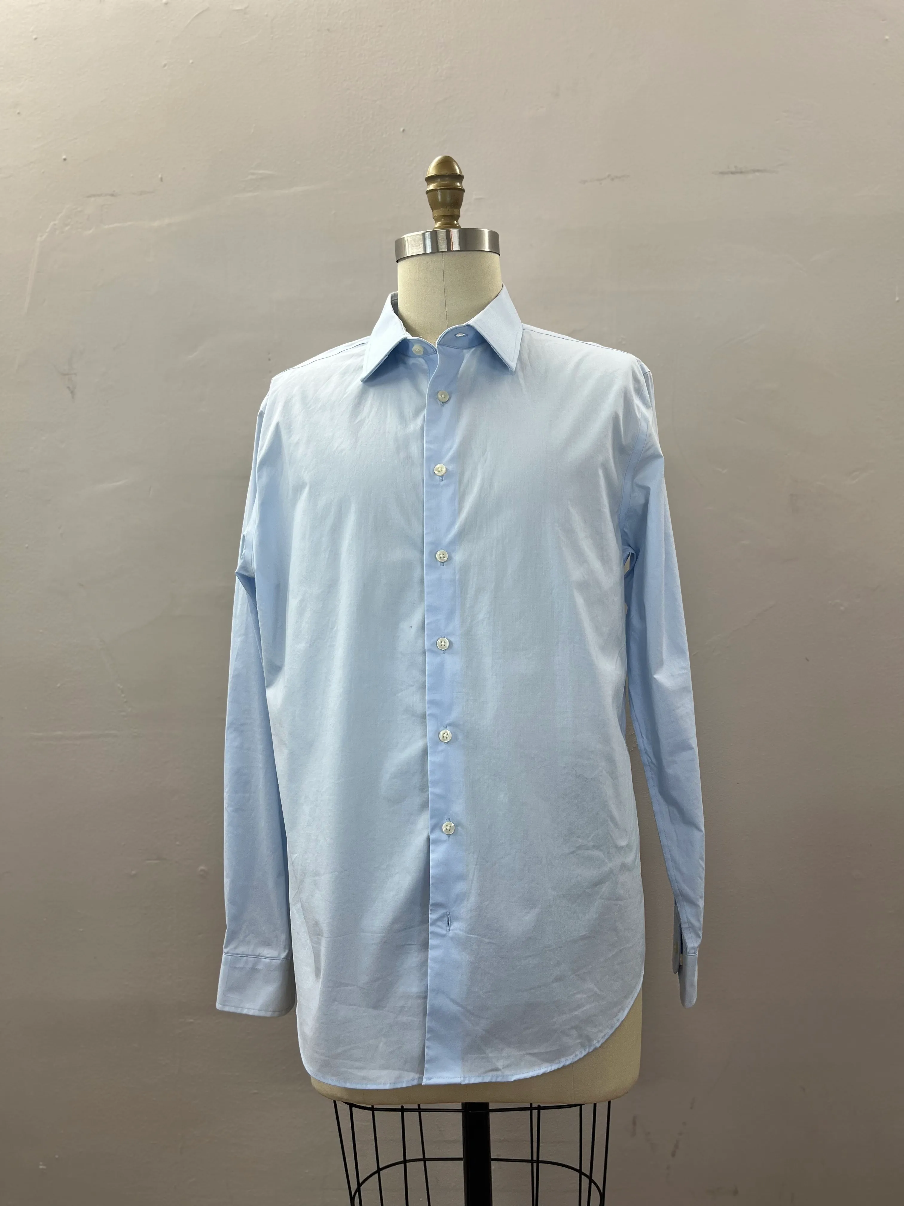 31. MENS BUTTON DOWN SIZE 16-16.5/L