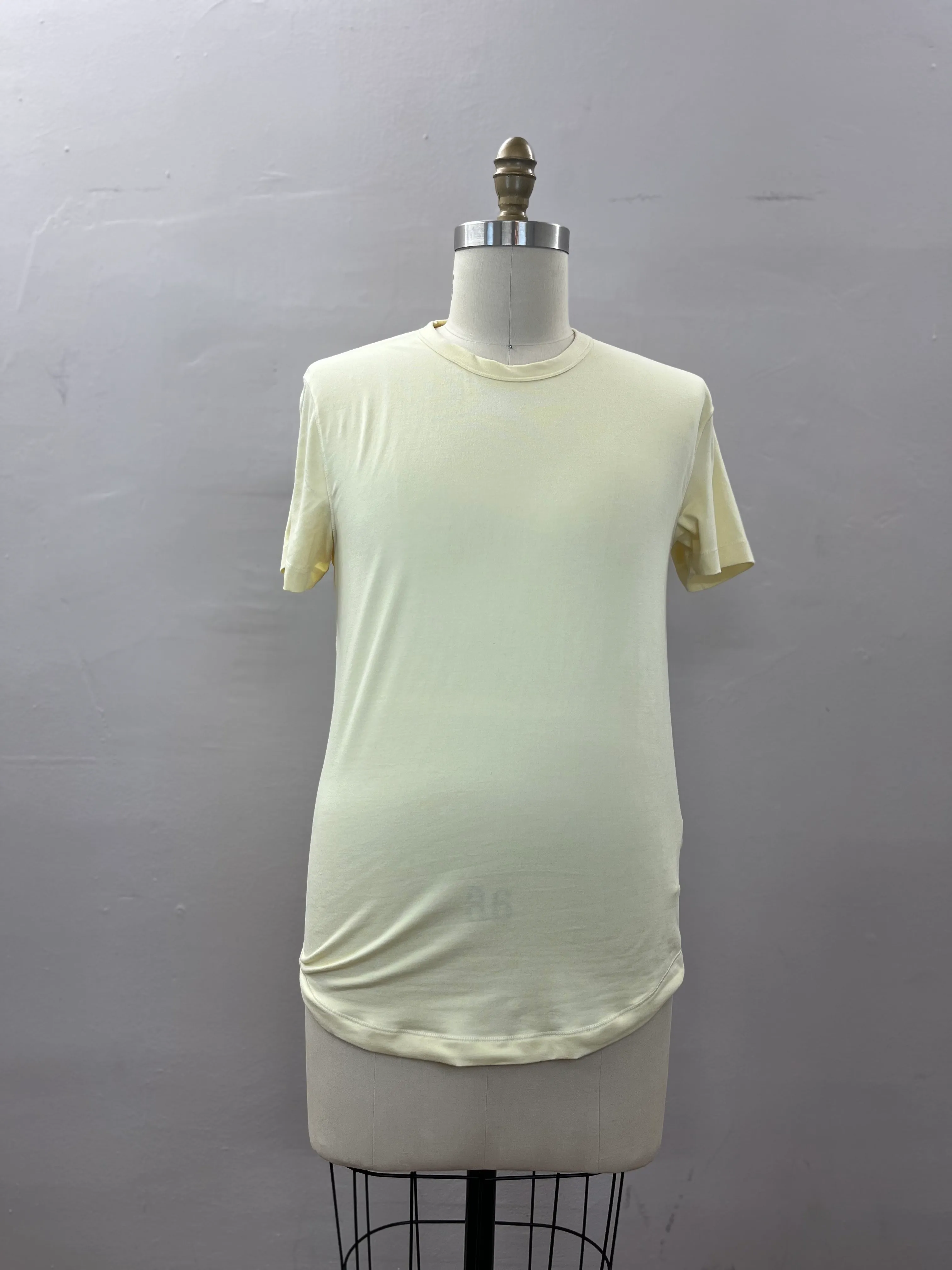 12. MENS TOP SIZE SMALL
