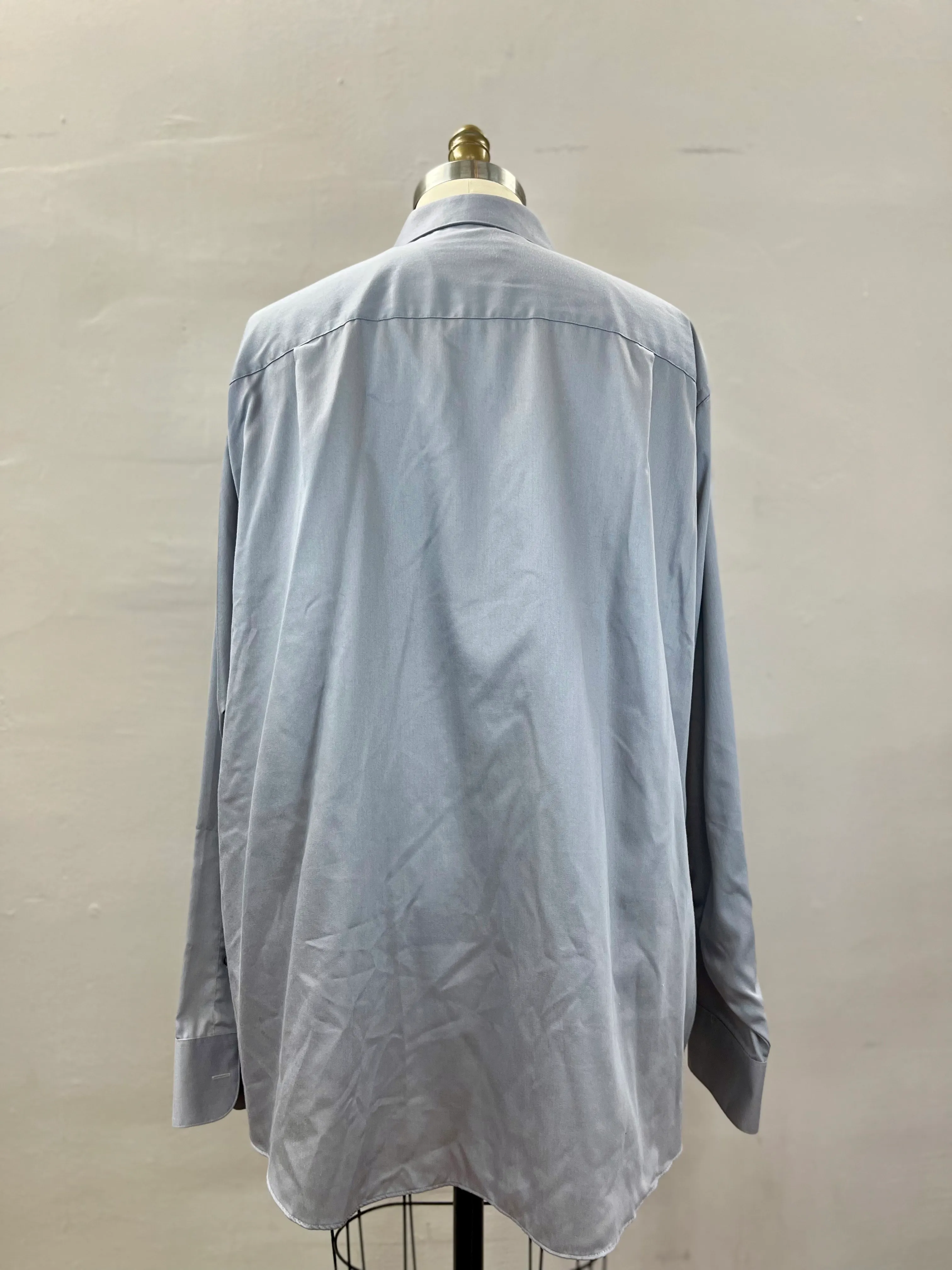 45. MENS BUTTON DOWN SIZE 18 36/37