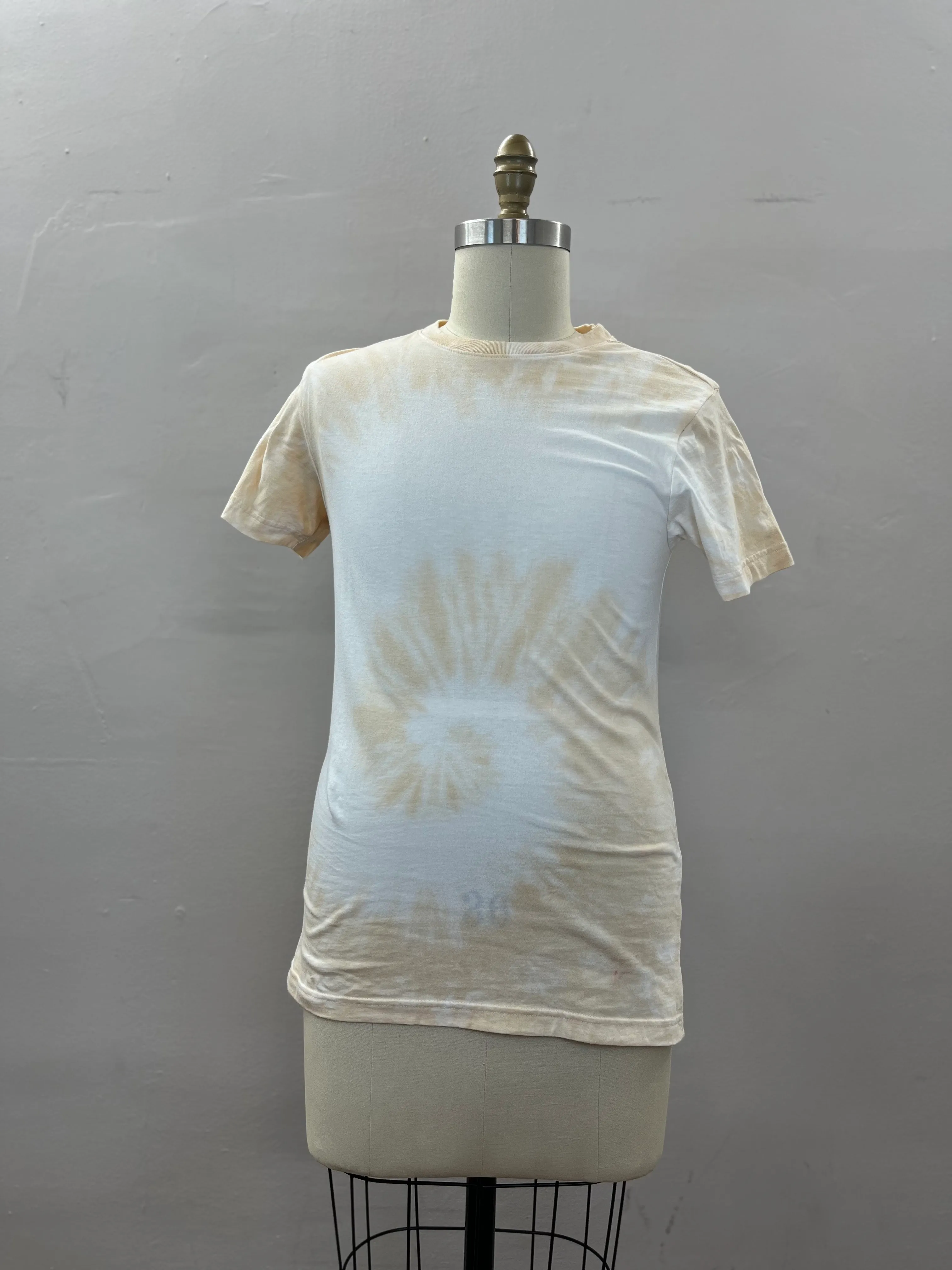 14. MENS TOP SIZE EXTRA SMALL