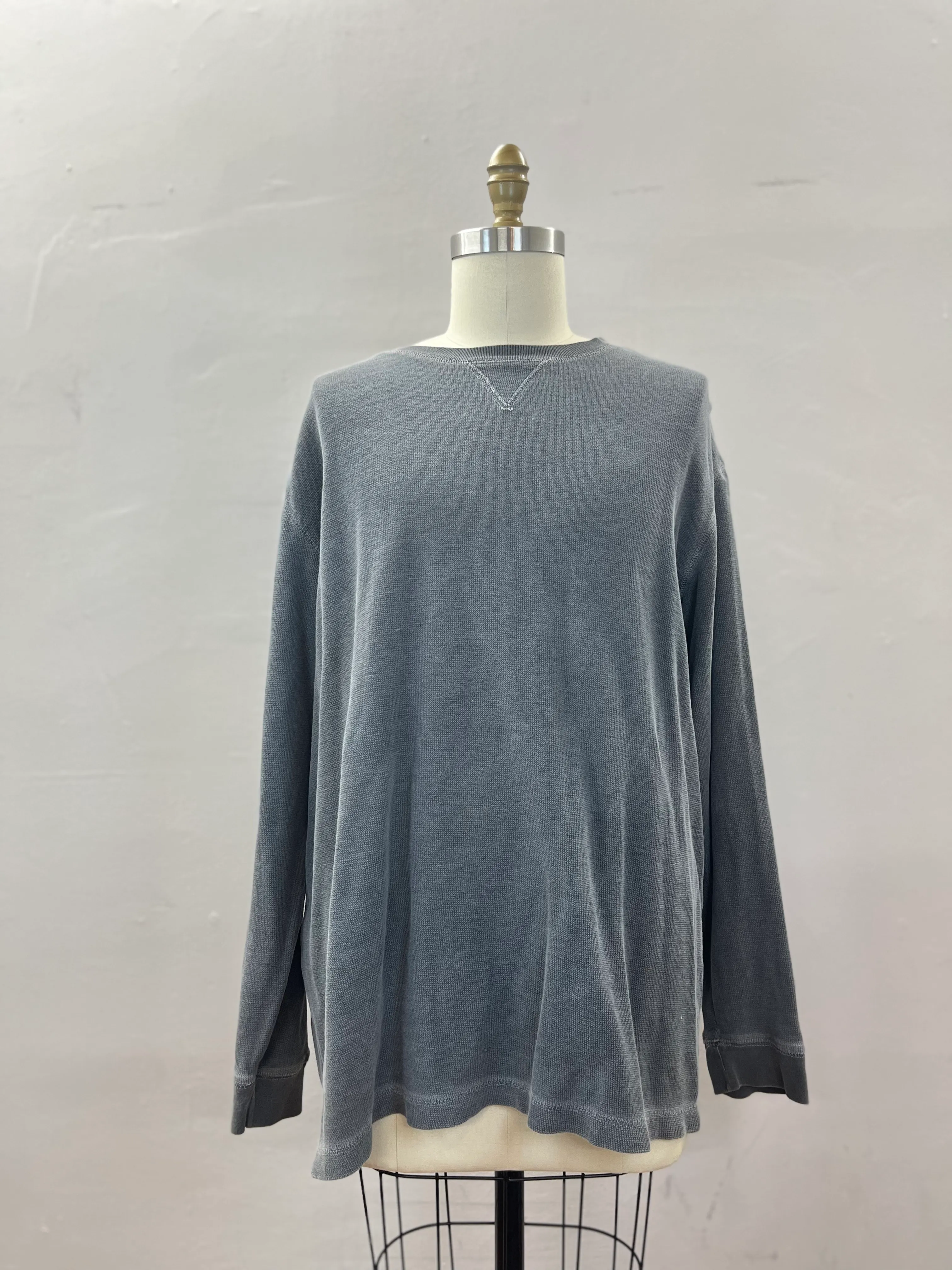 61. MENS TOP SIZE XL