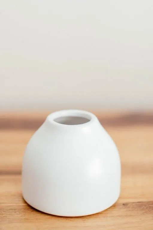Wh007 White Dome Pot Ceramic 9cm
