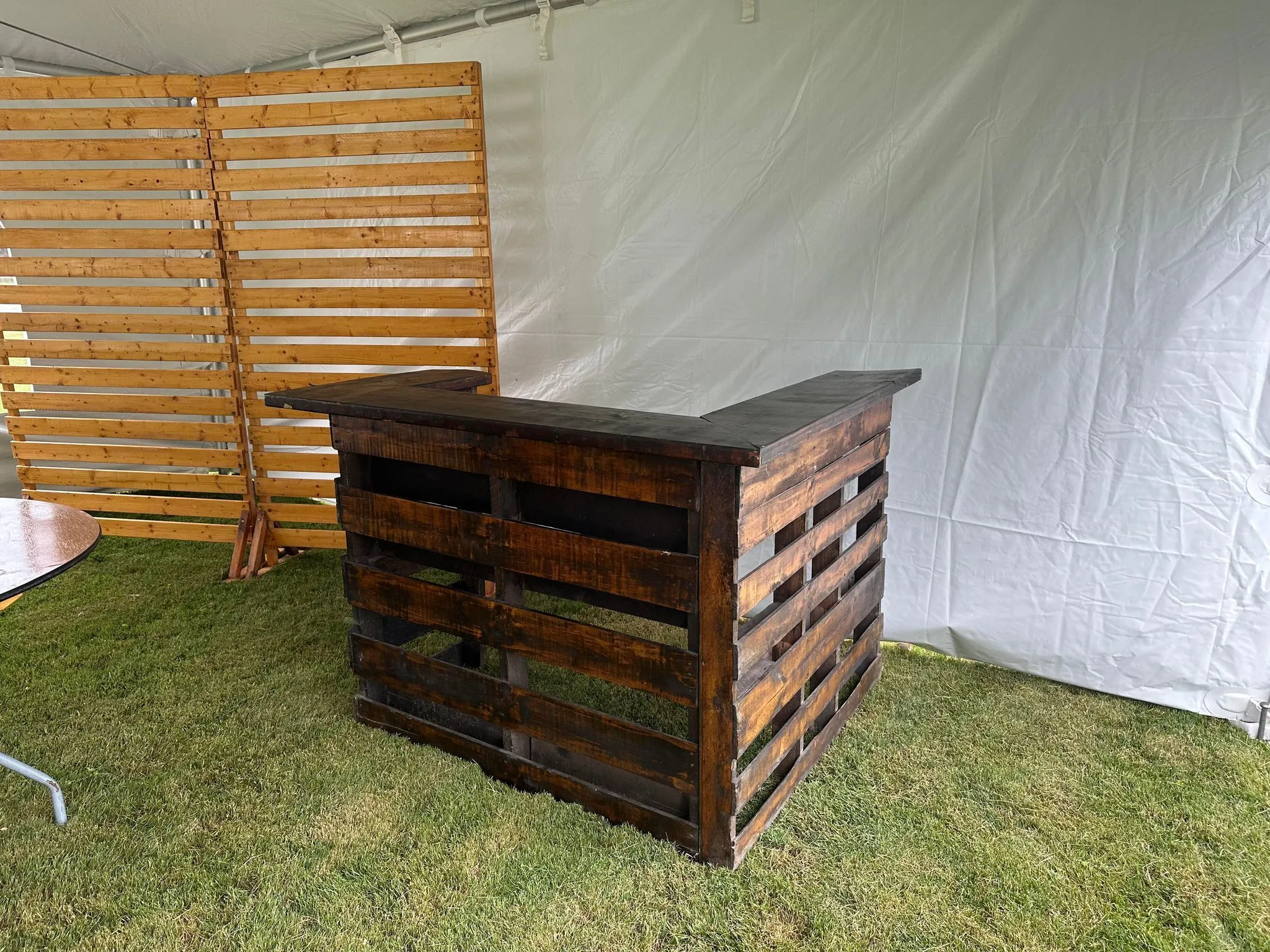 Rustic L Shape Bar 
