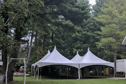 High Peak Tent 40x40