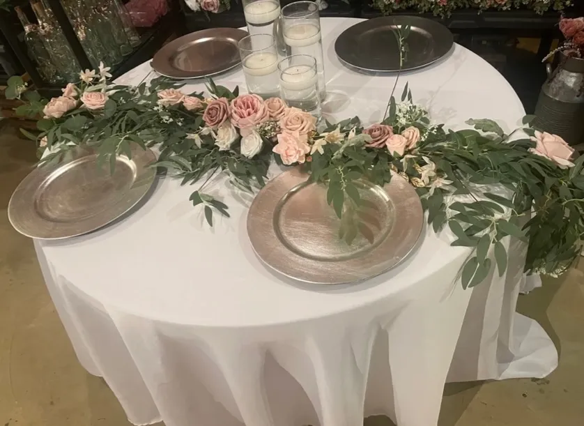 Ling’s Moments 9’ Sweetheart Table Garland in Dusty Rose & Cream
