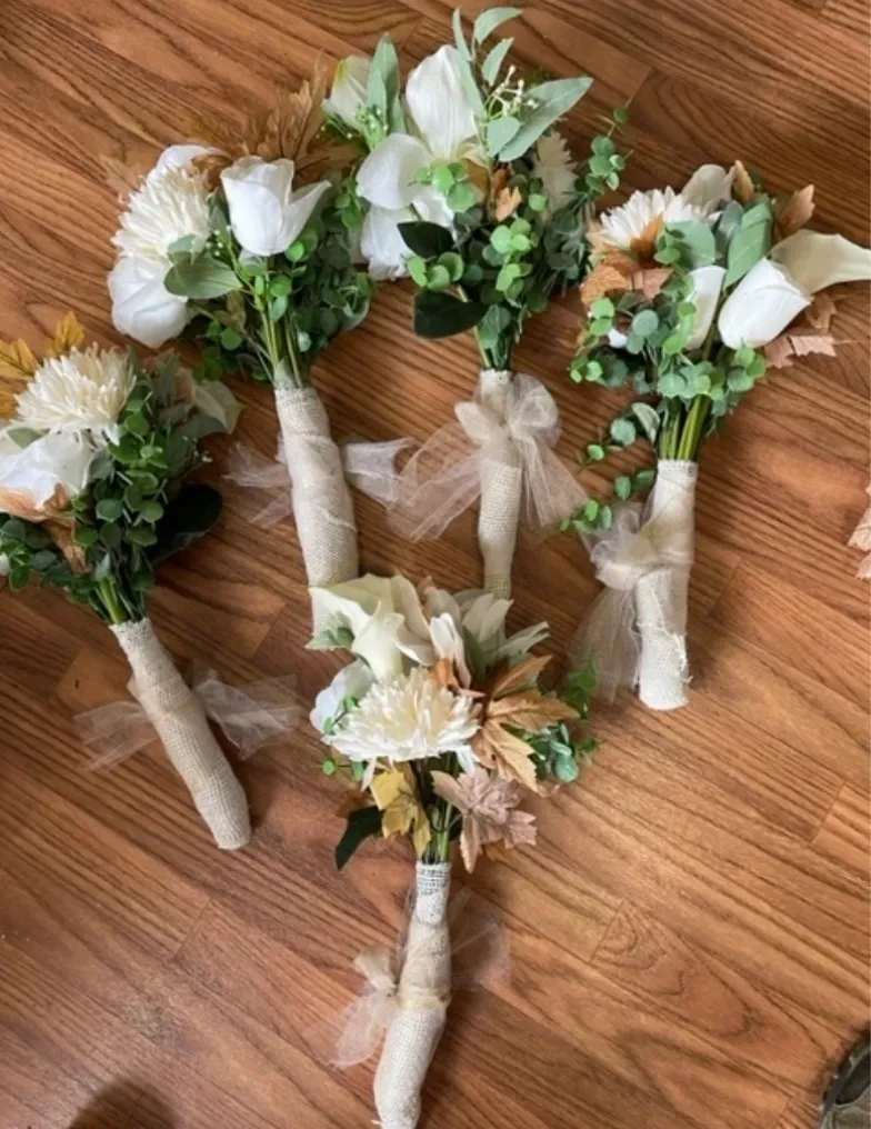 Eucalyptus, Leaves & Flower Bouquets 