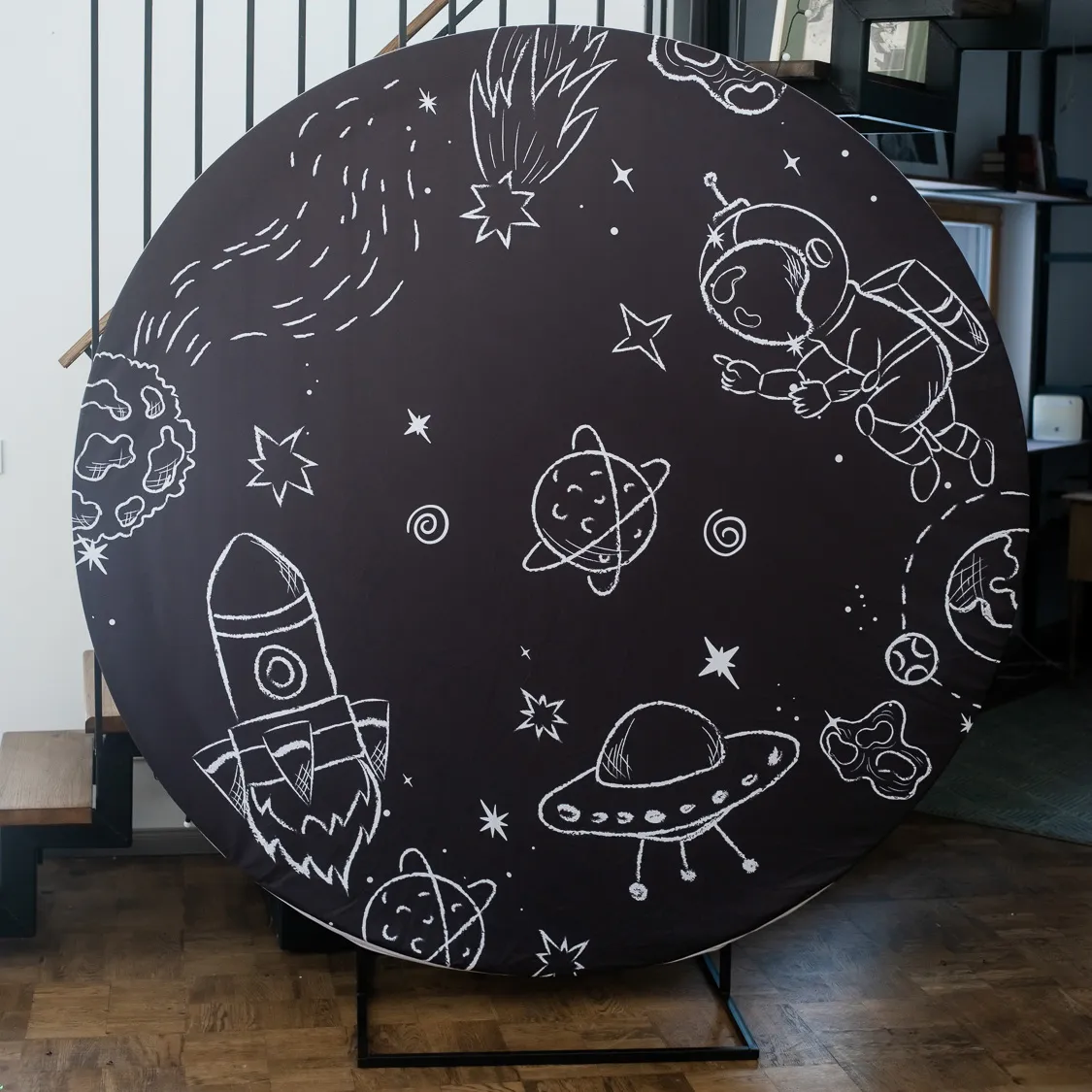 Backdrop M SPACE