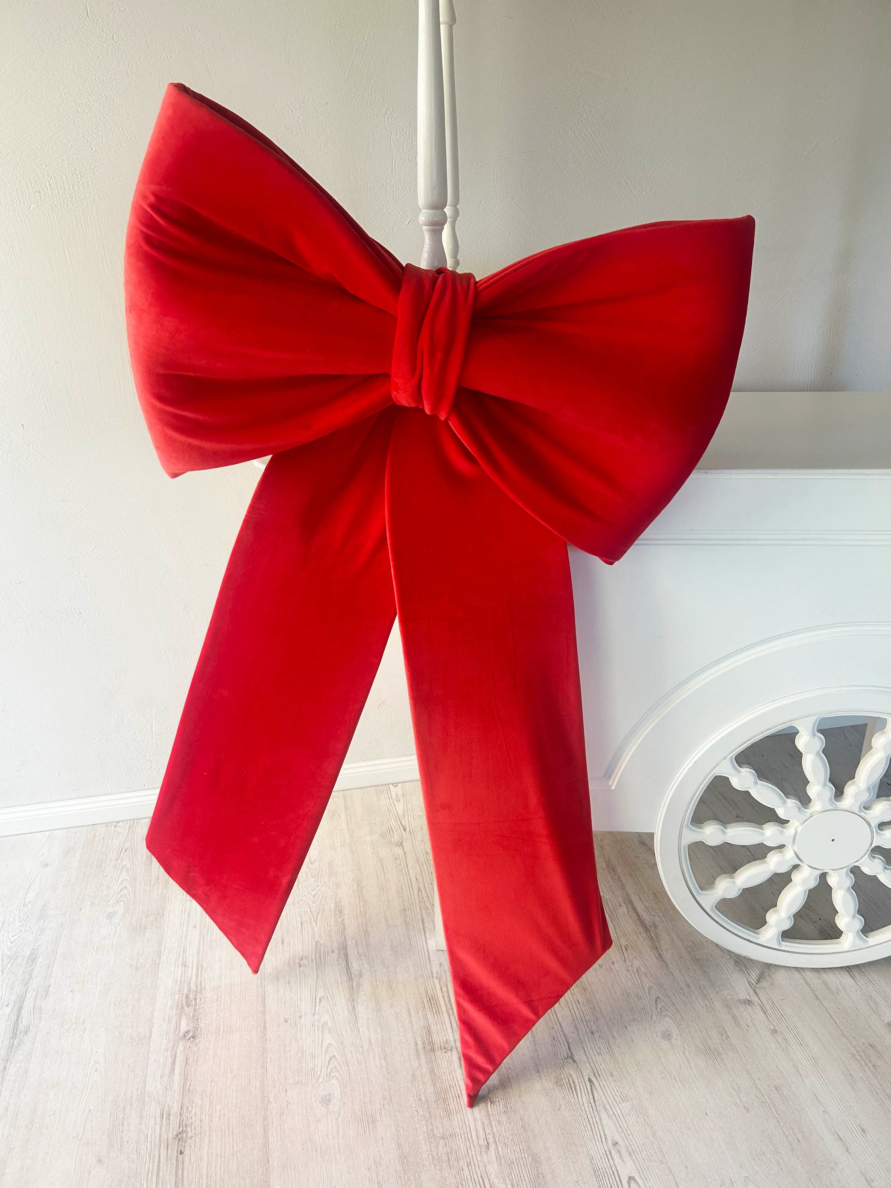 RED bow