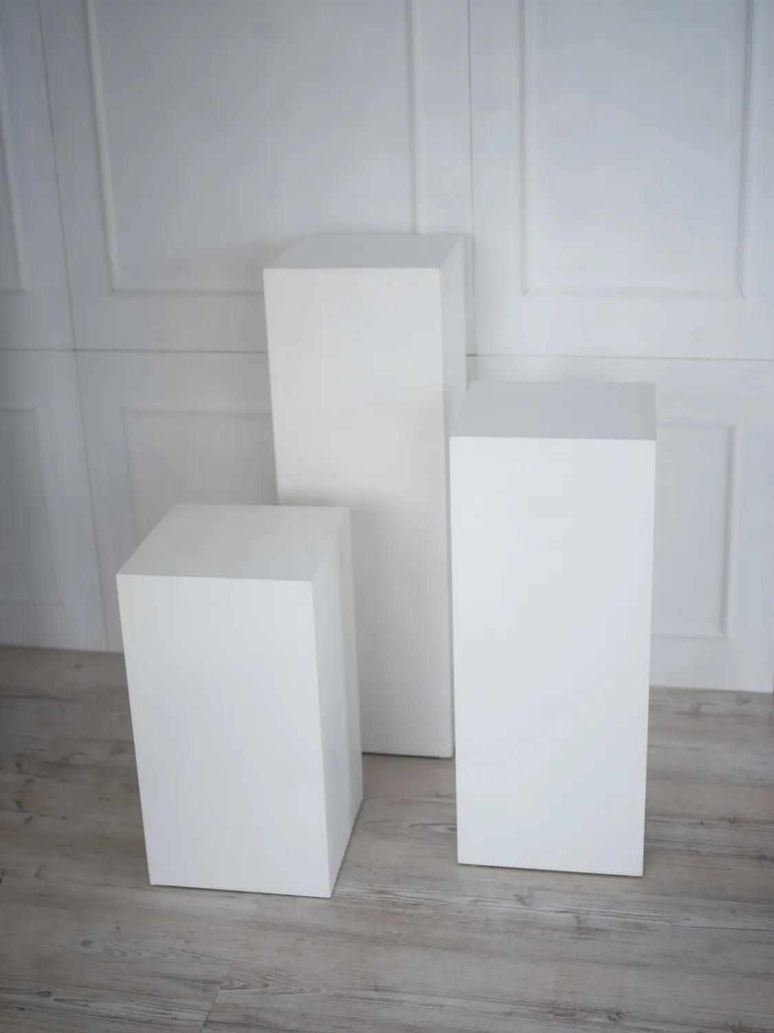 MINIMAL WHITE plinth 100 cm