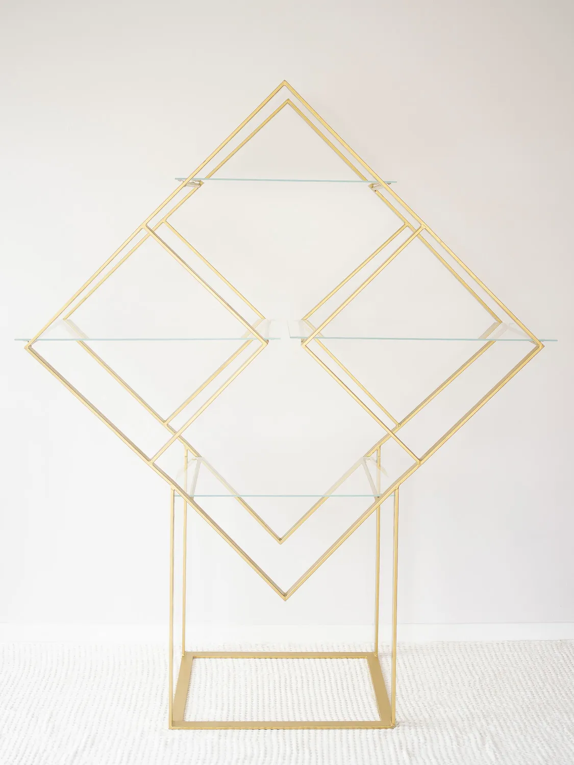 ROMB GOLD stand