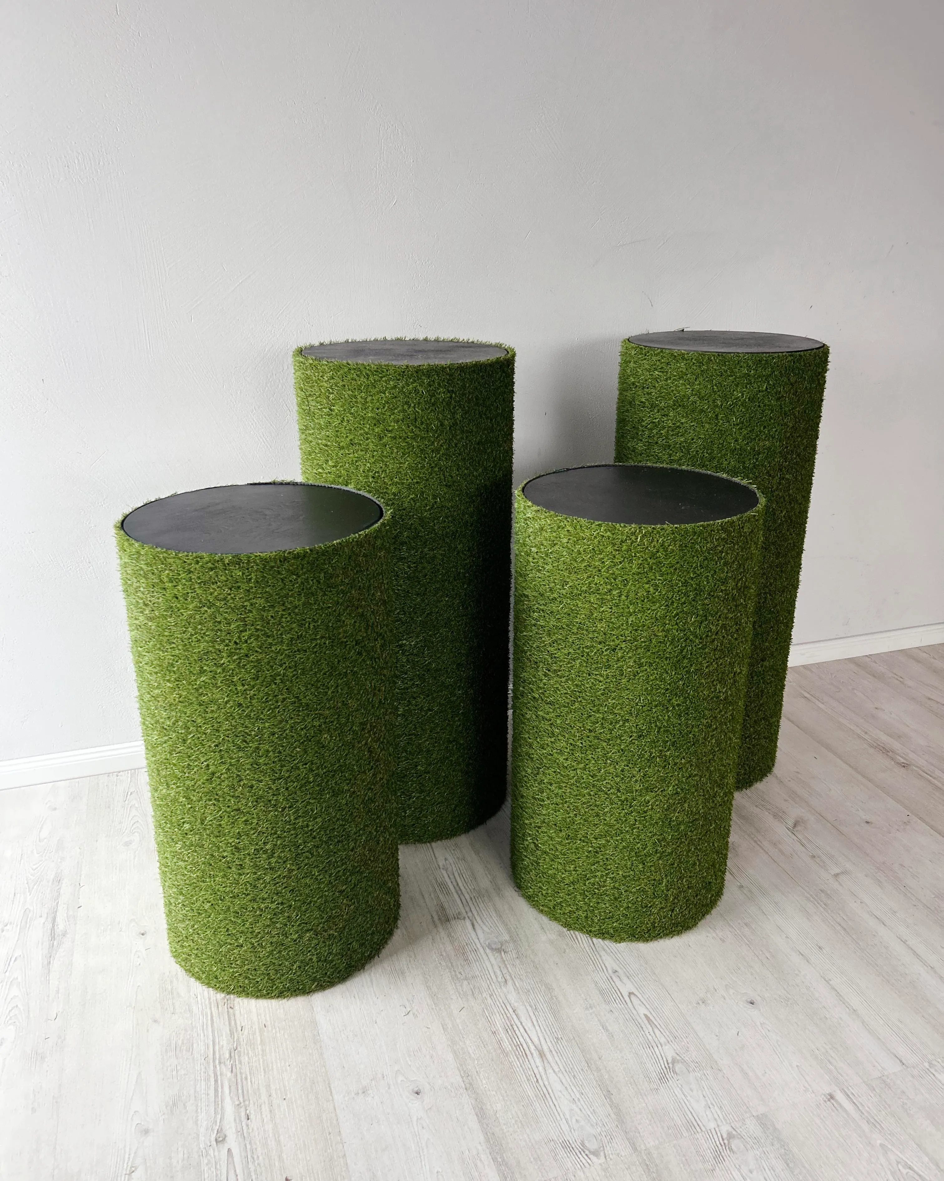 GREEN 80 cm plinth