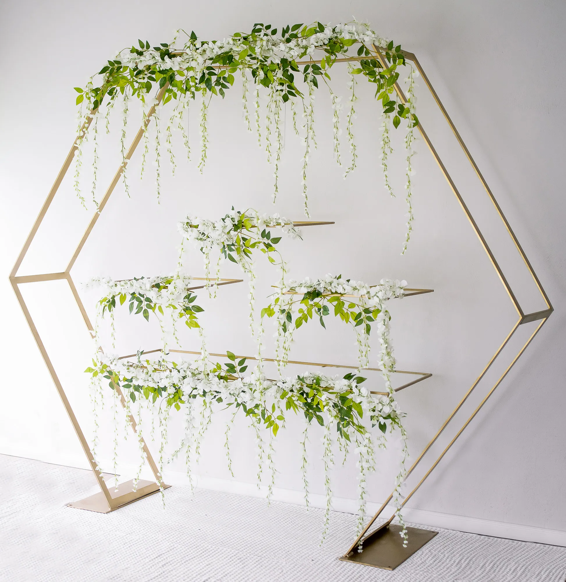 HEXAGON GOLD stand