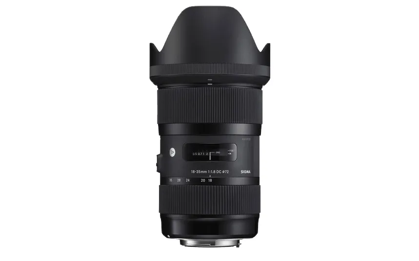 SIGMA 18-35mm F1,8