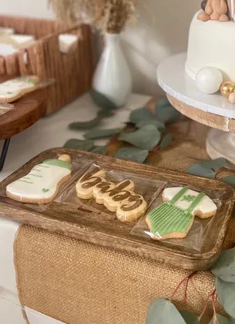 Wood tray A