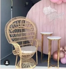 Kongo peacock chair