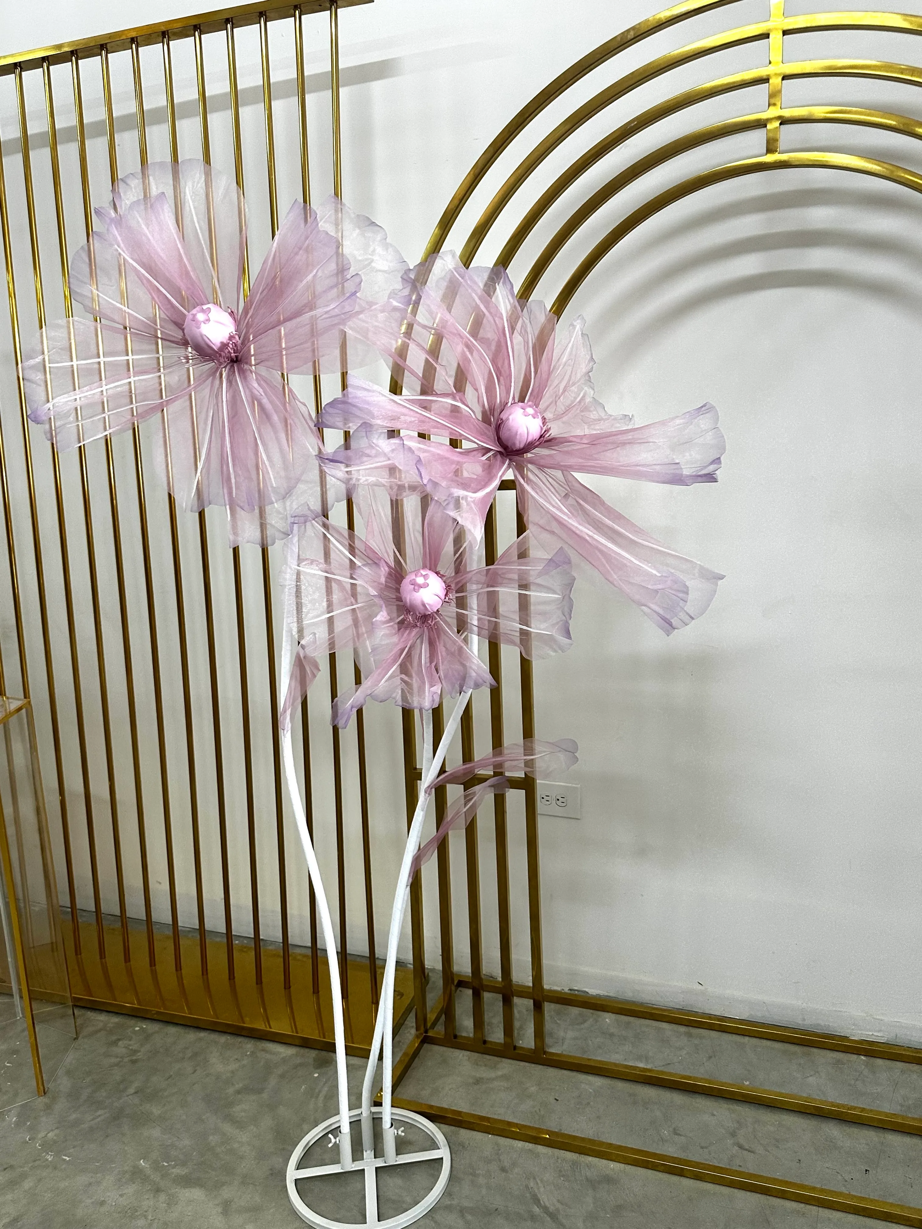Trio de flores organza rosa claro