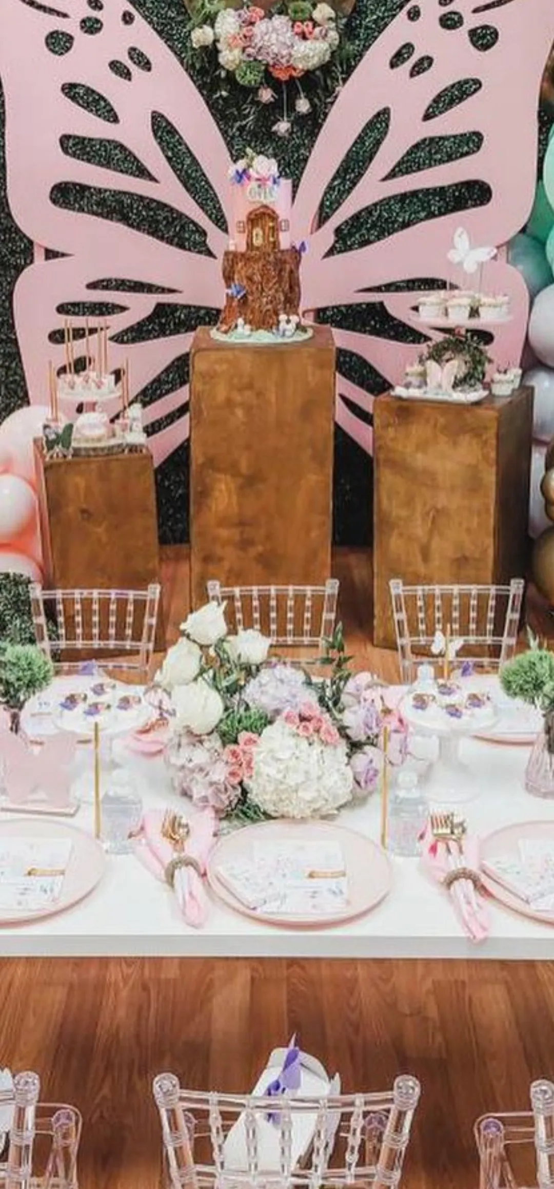 Wood Pedestals