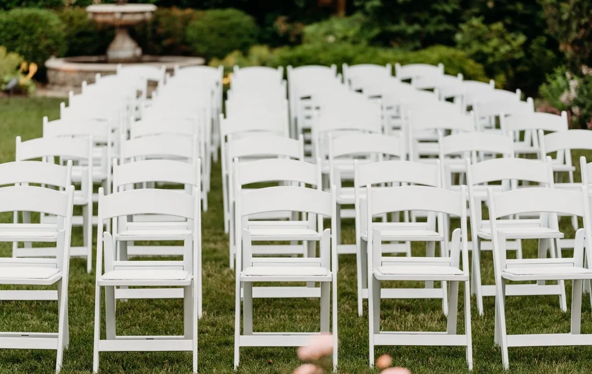 Seating & Chairs