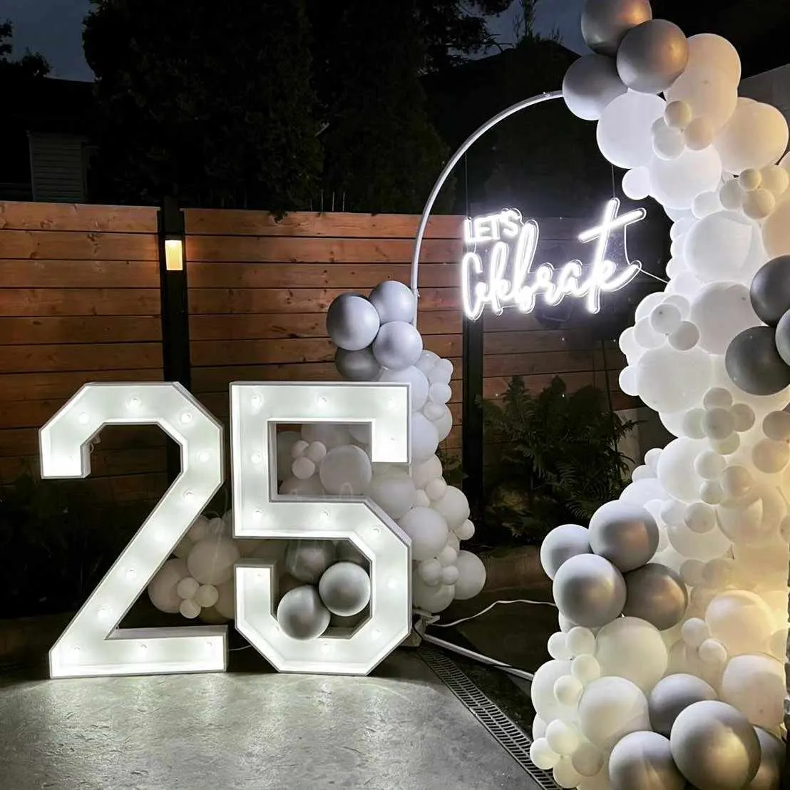 "25" - 4FT