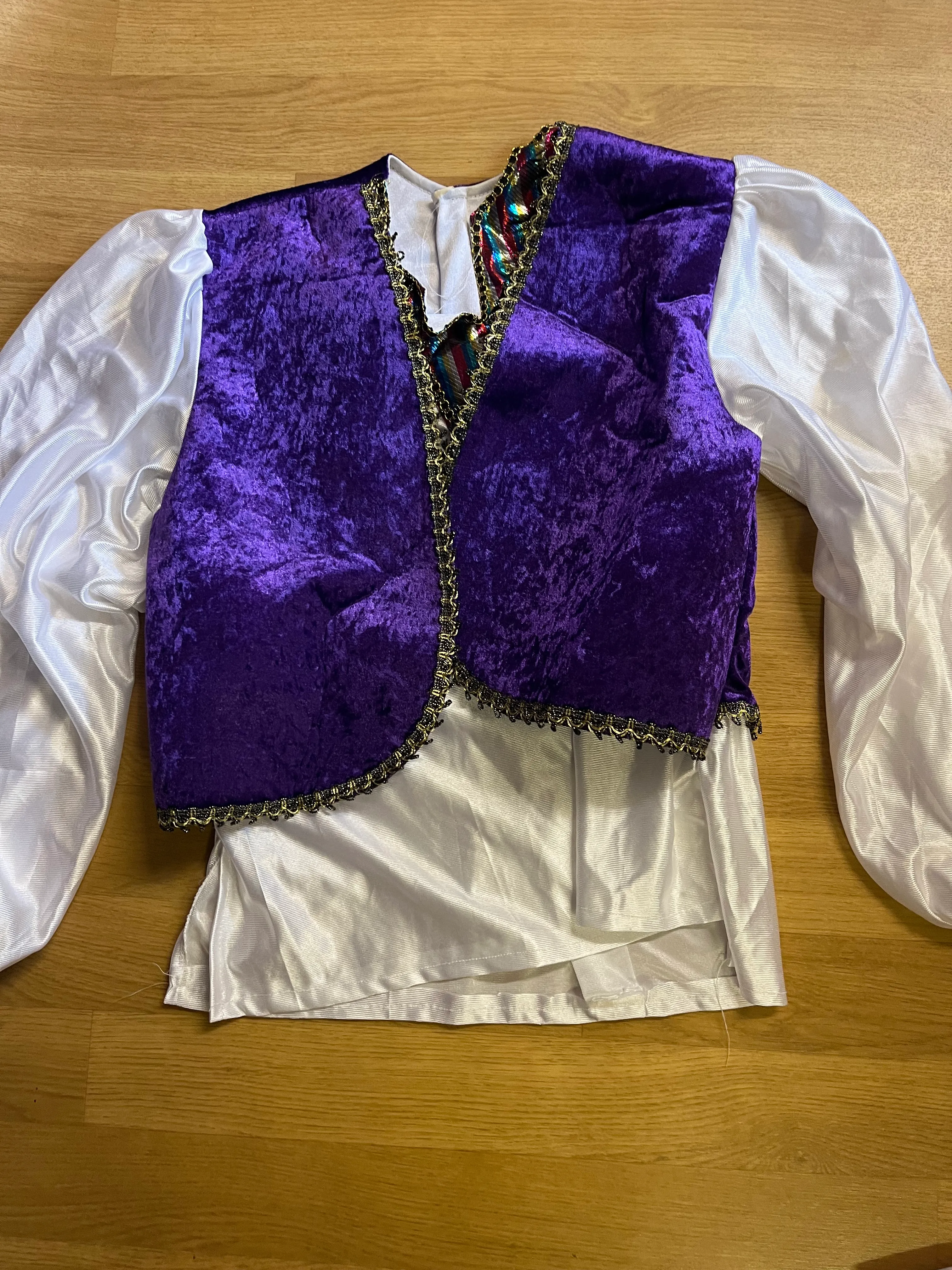 Character- Aladdin Jacket purple