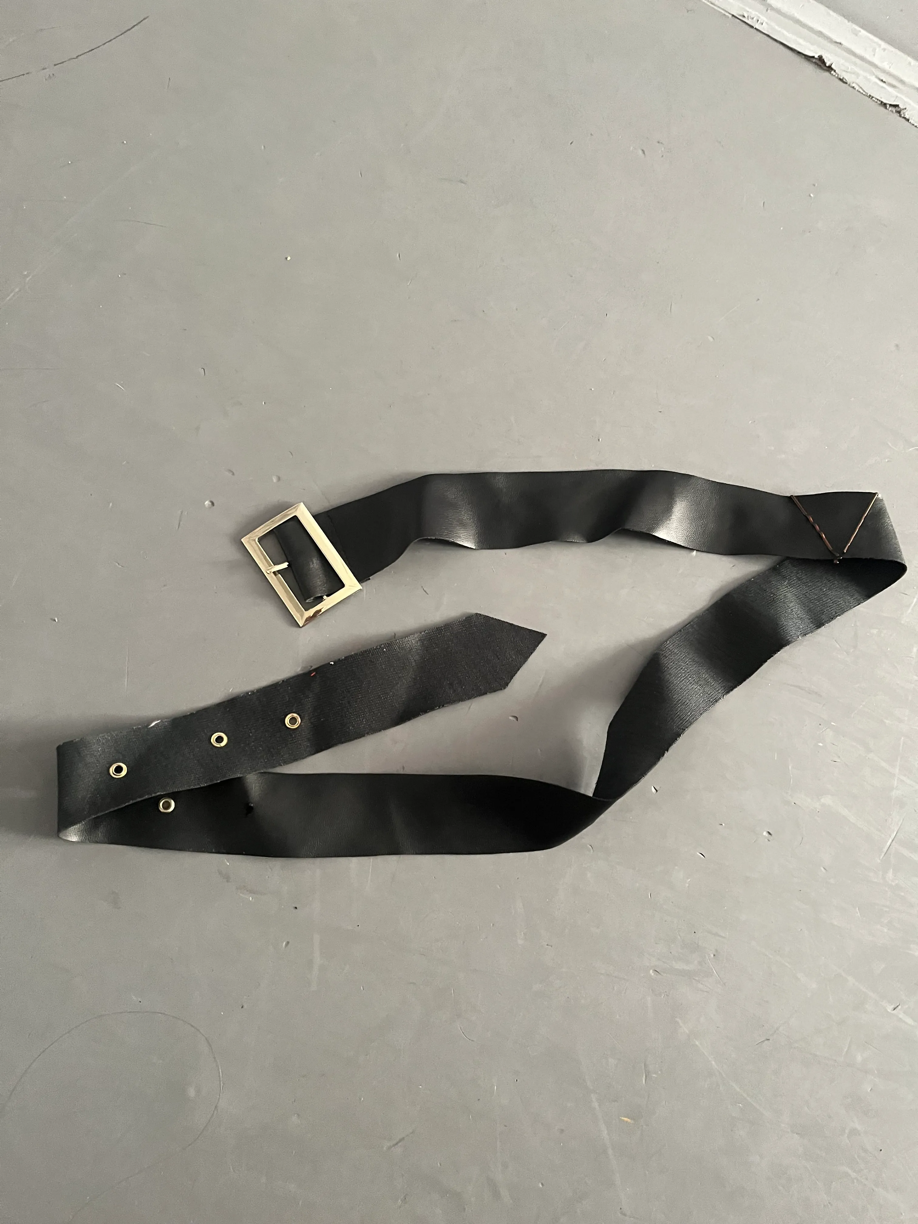 Belt- Black thin material