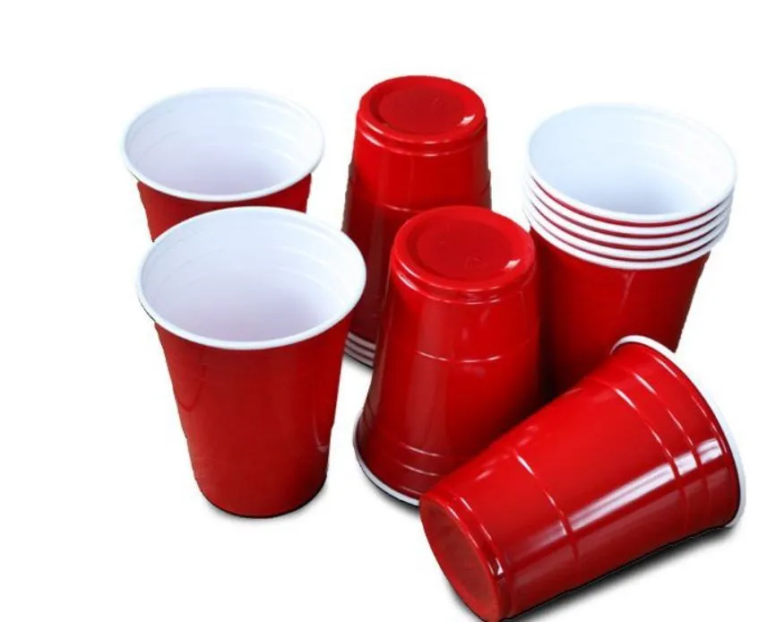 Beerpong cups rood + balletjes
