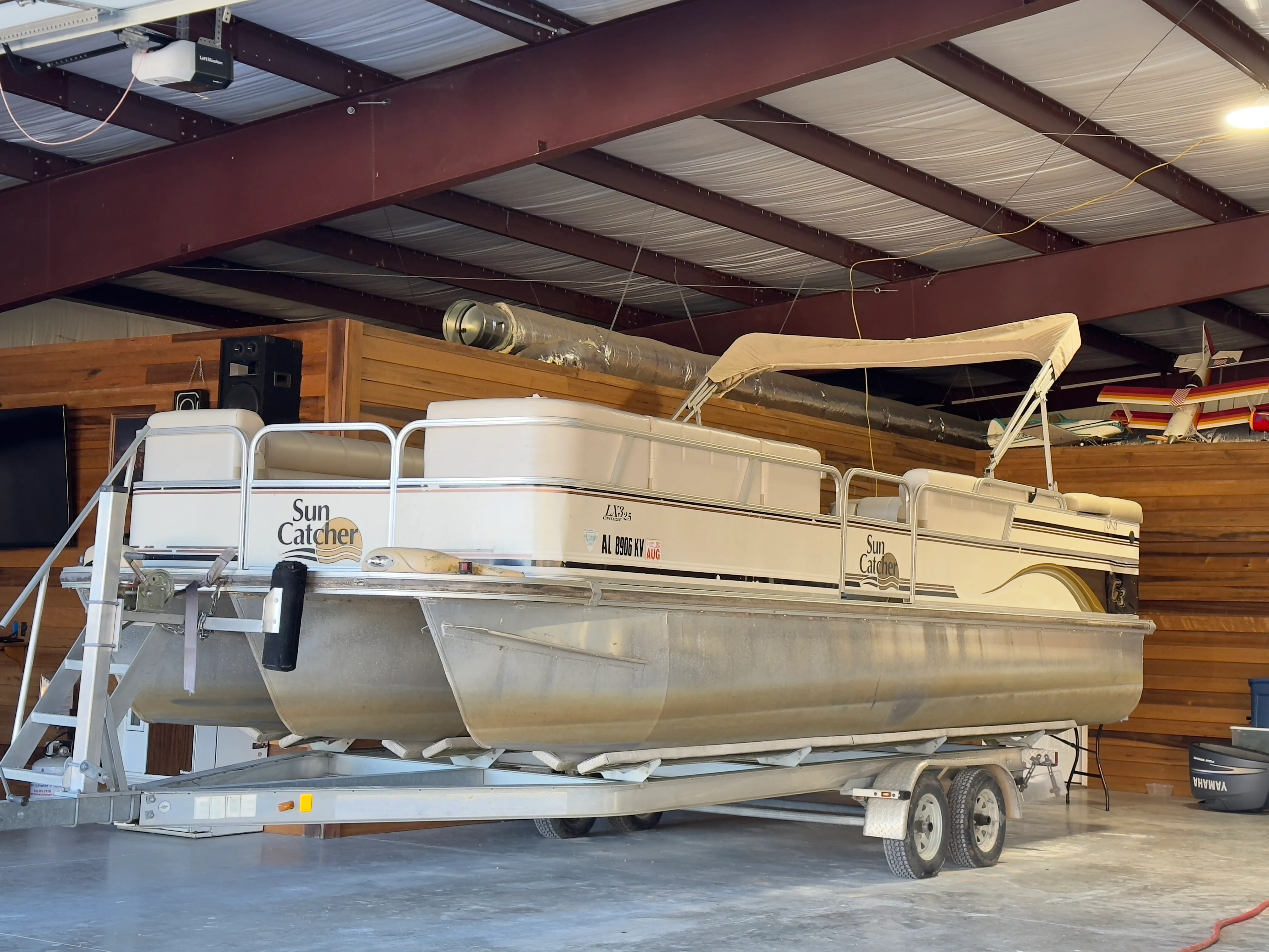 Rent Sun Catcher 25' tritoon boat NW Alabama Boat Rental/Leasing