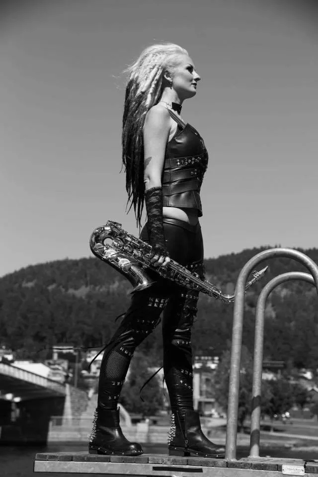 DJ Line & July Sax