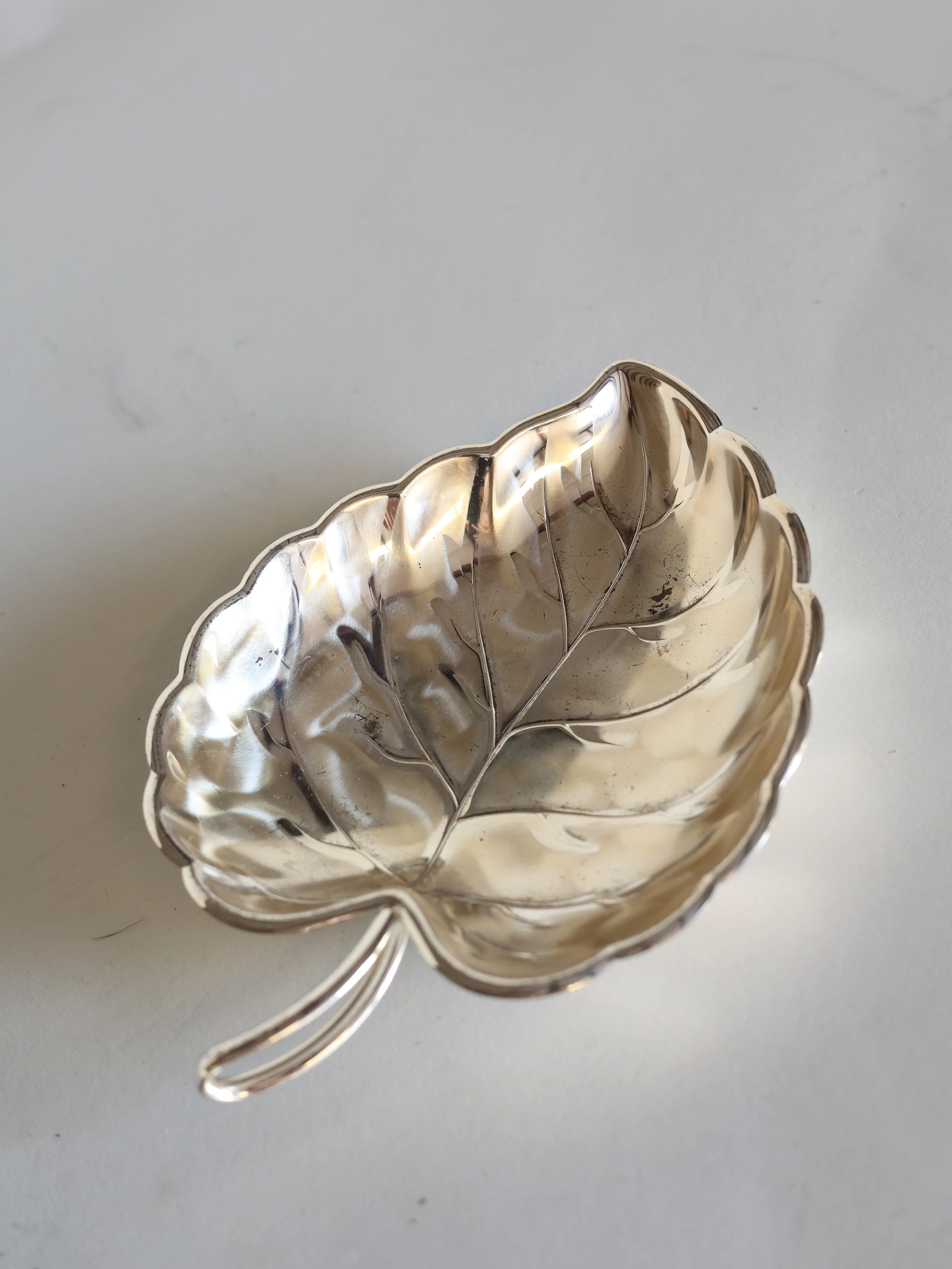 German silver leaf decor