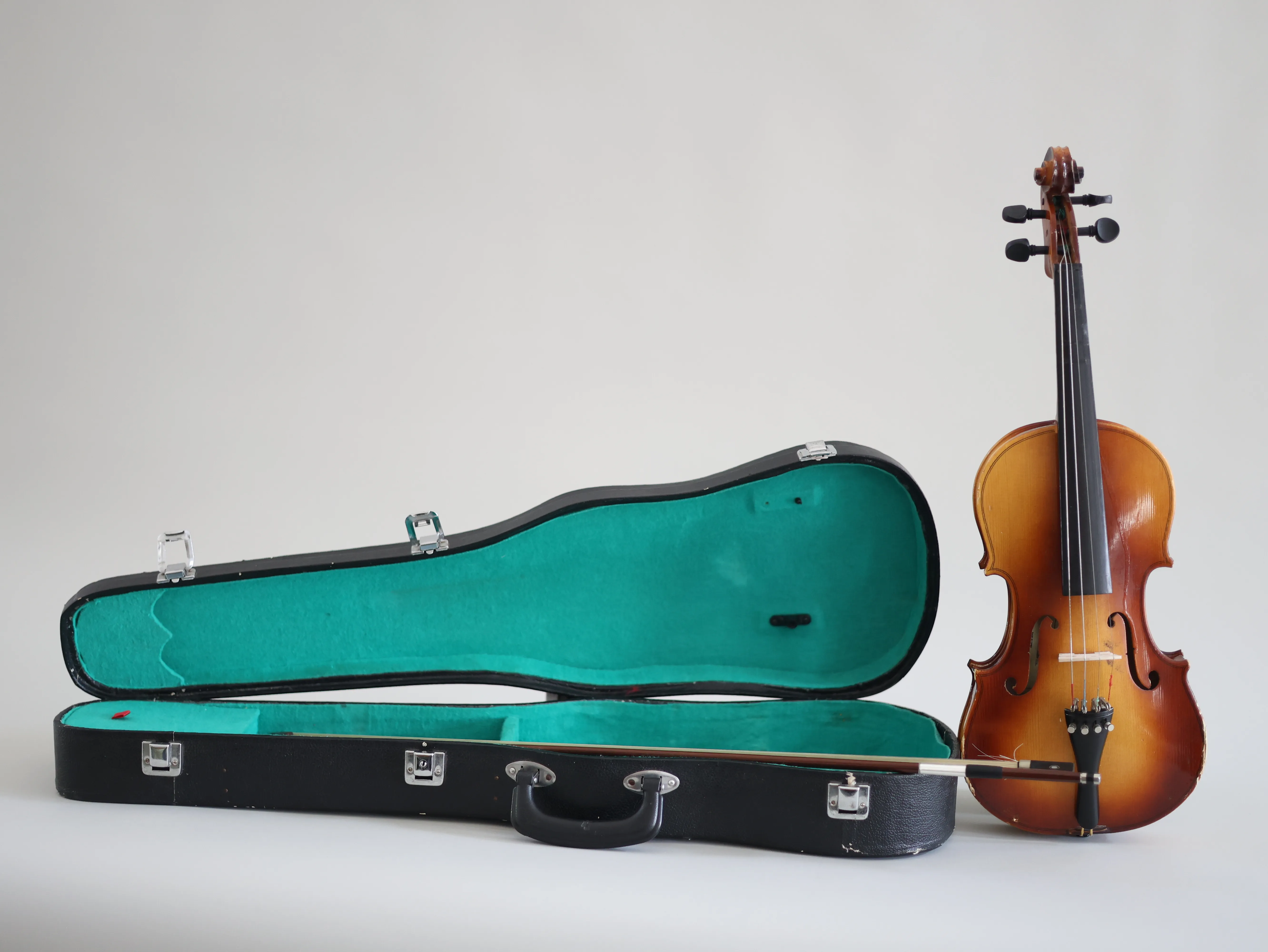 Wooden Violin/Case