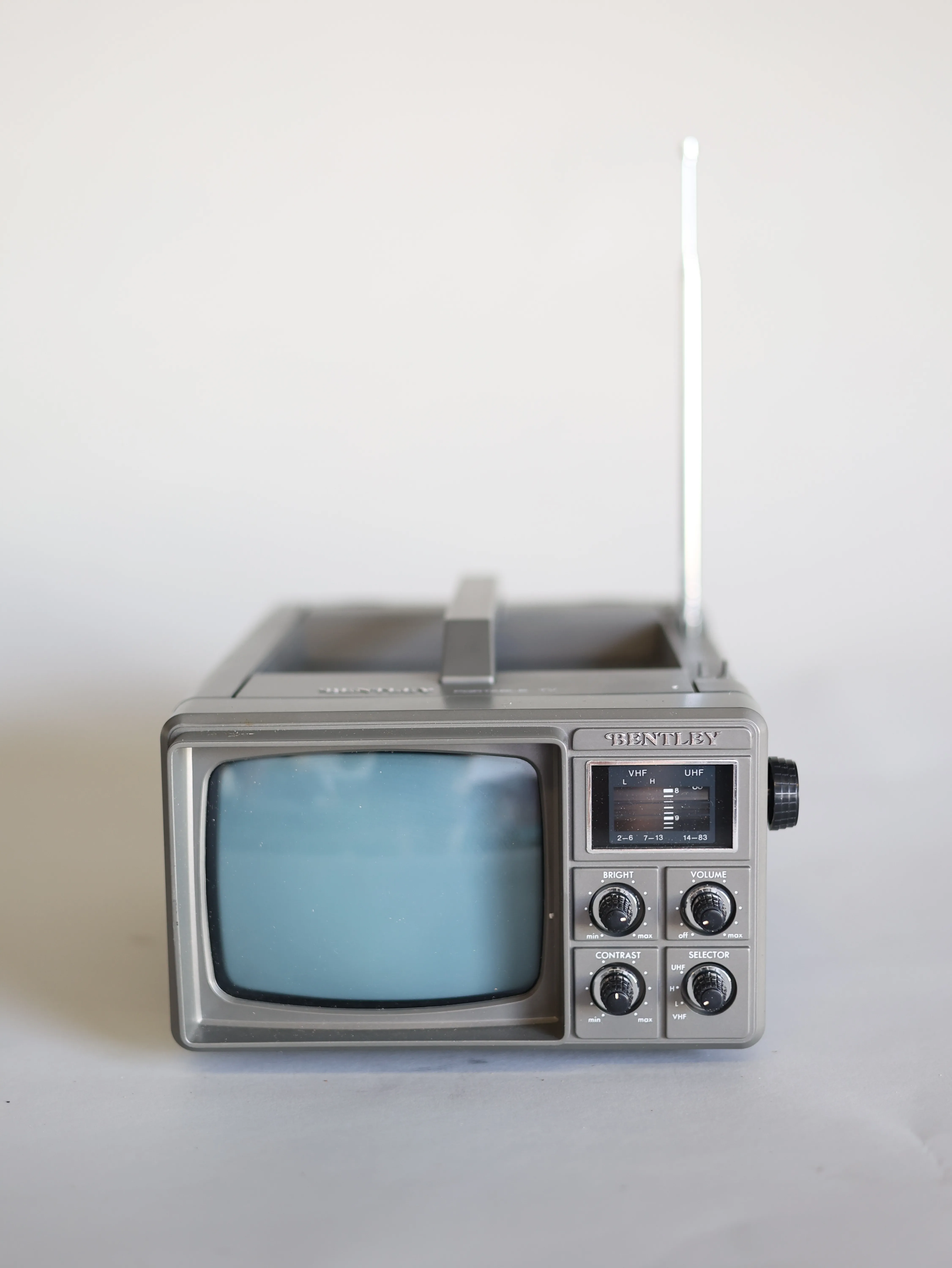 Bentley Portable TV