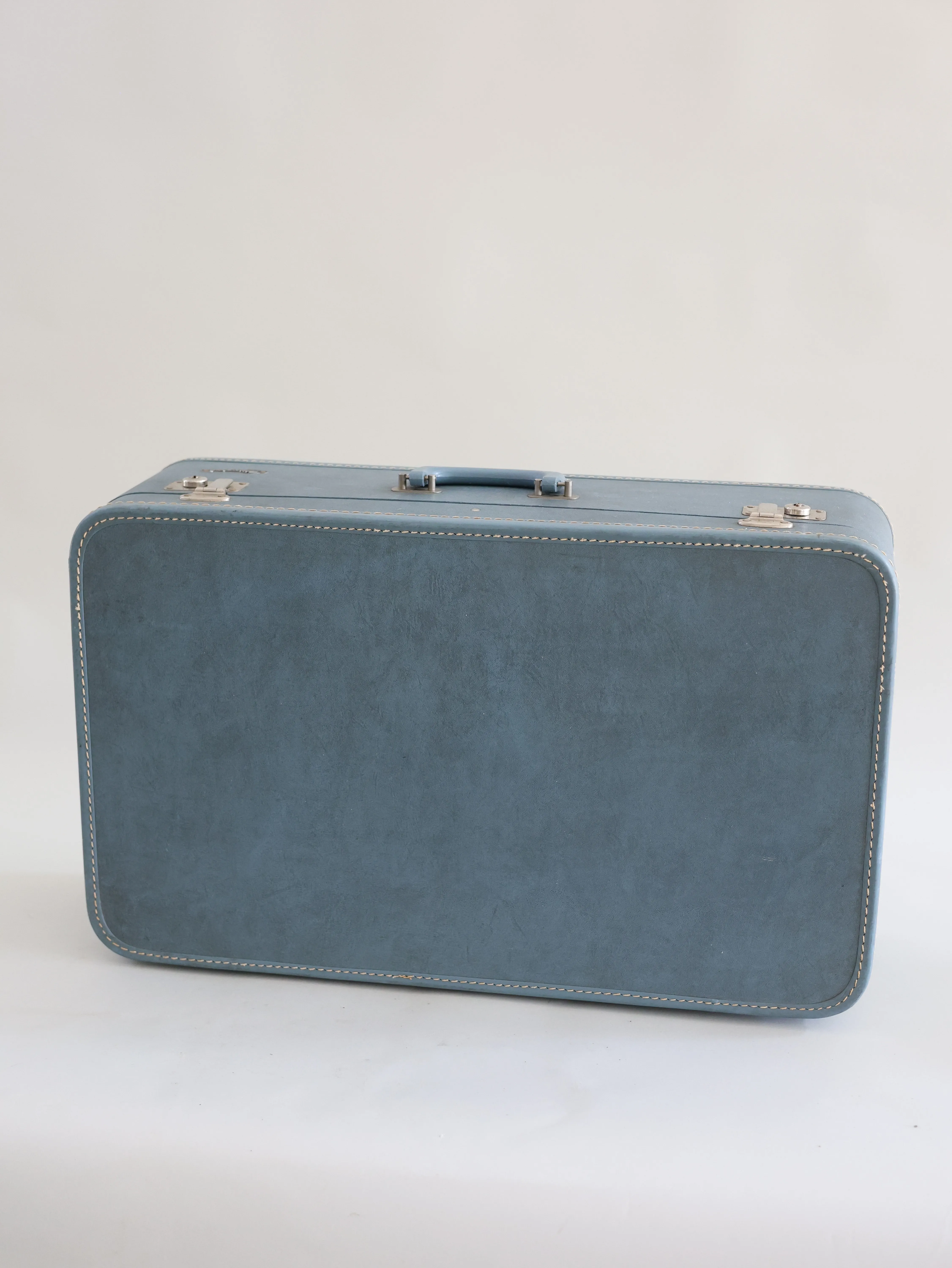Sky Blue Monarch Suitcase