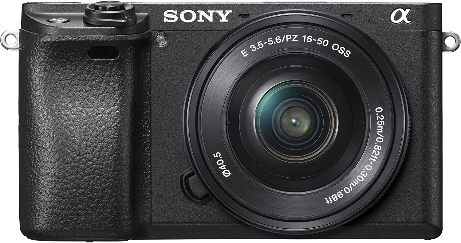 Sony Alpha a6300 with E PZ 16-50mm F3.5-5.6 OSS (COMBO)