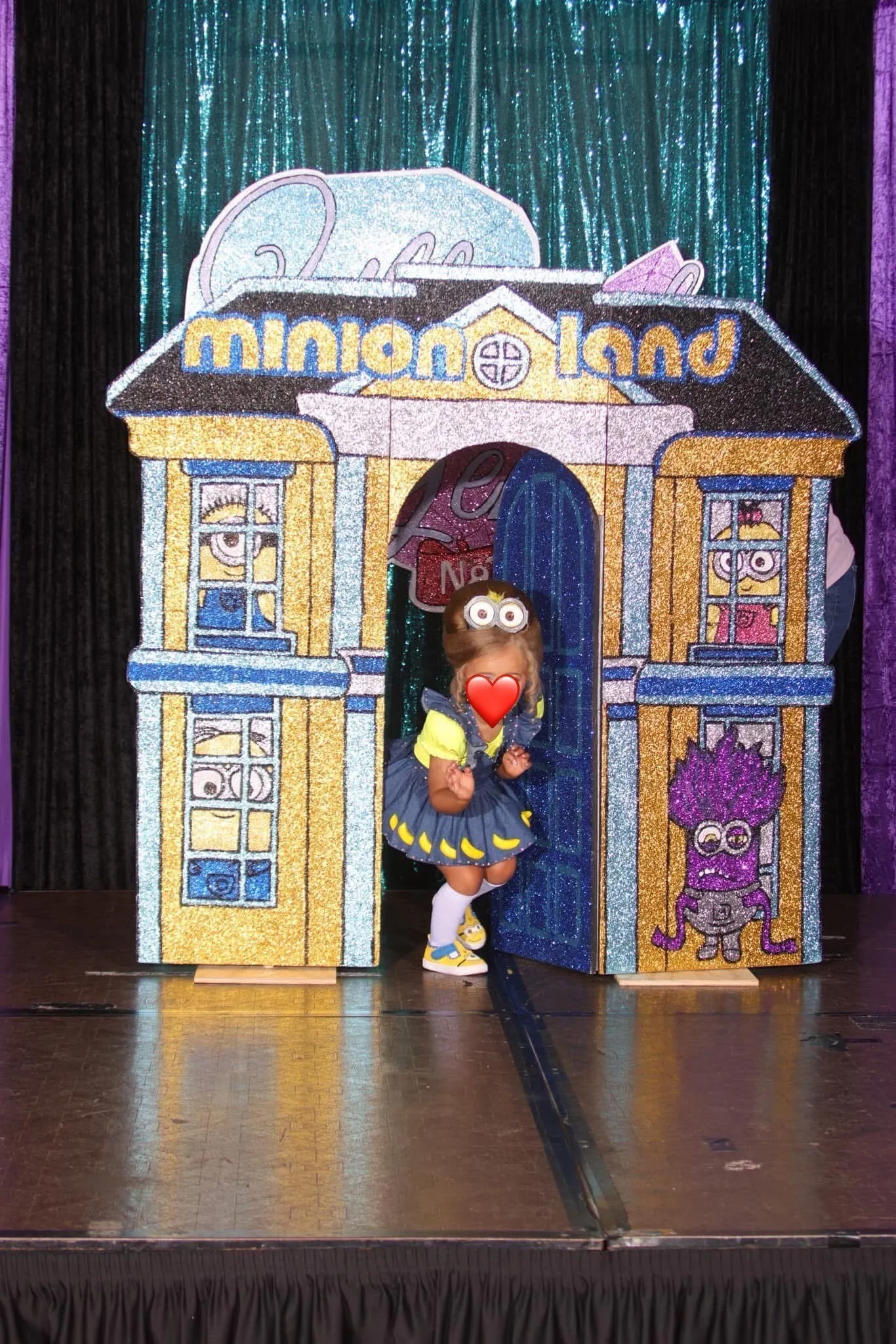 Minions OOC LARGE PROP ONLY