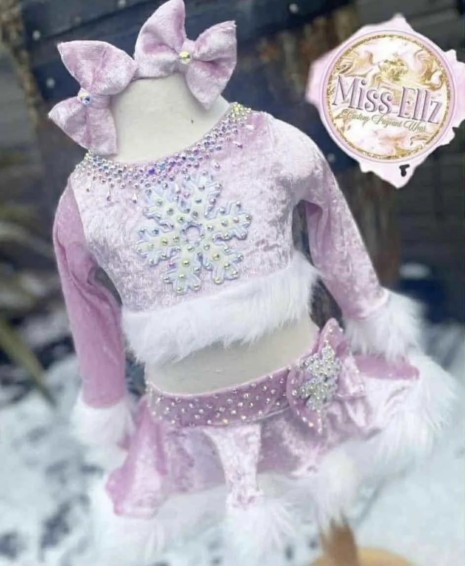 6/12 small 12/2 Pink Ellz Winter OOC- Gracee Morris