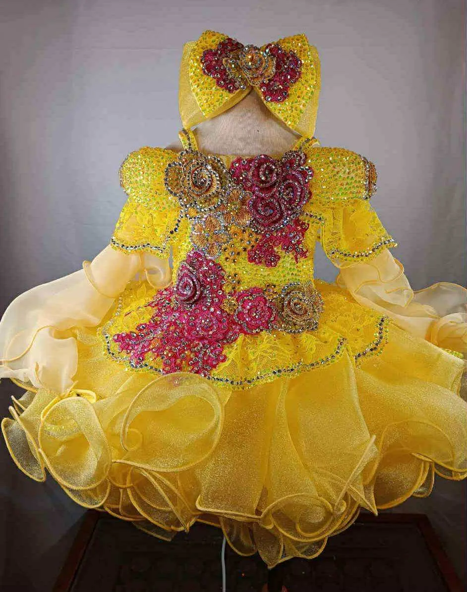 12/2 Yellow Ada Gemics Glitz- Gracee Morris