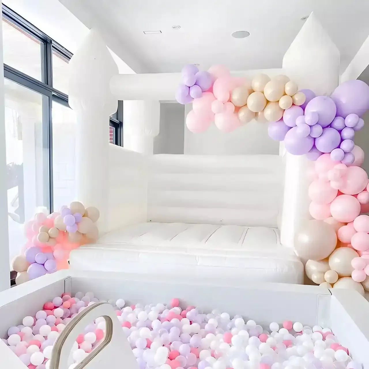 Bounce House and Ball Pit