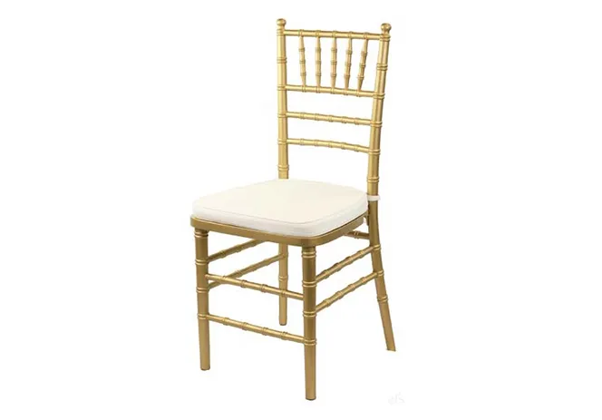 Gold Chiavari Chair (Ivory Cushion)