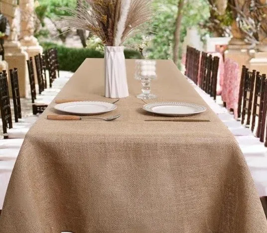 Tablecloths & Runners