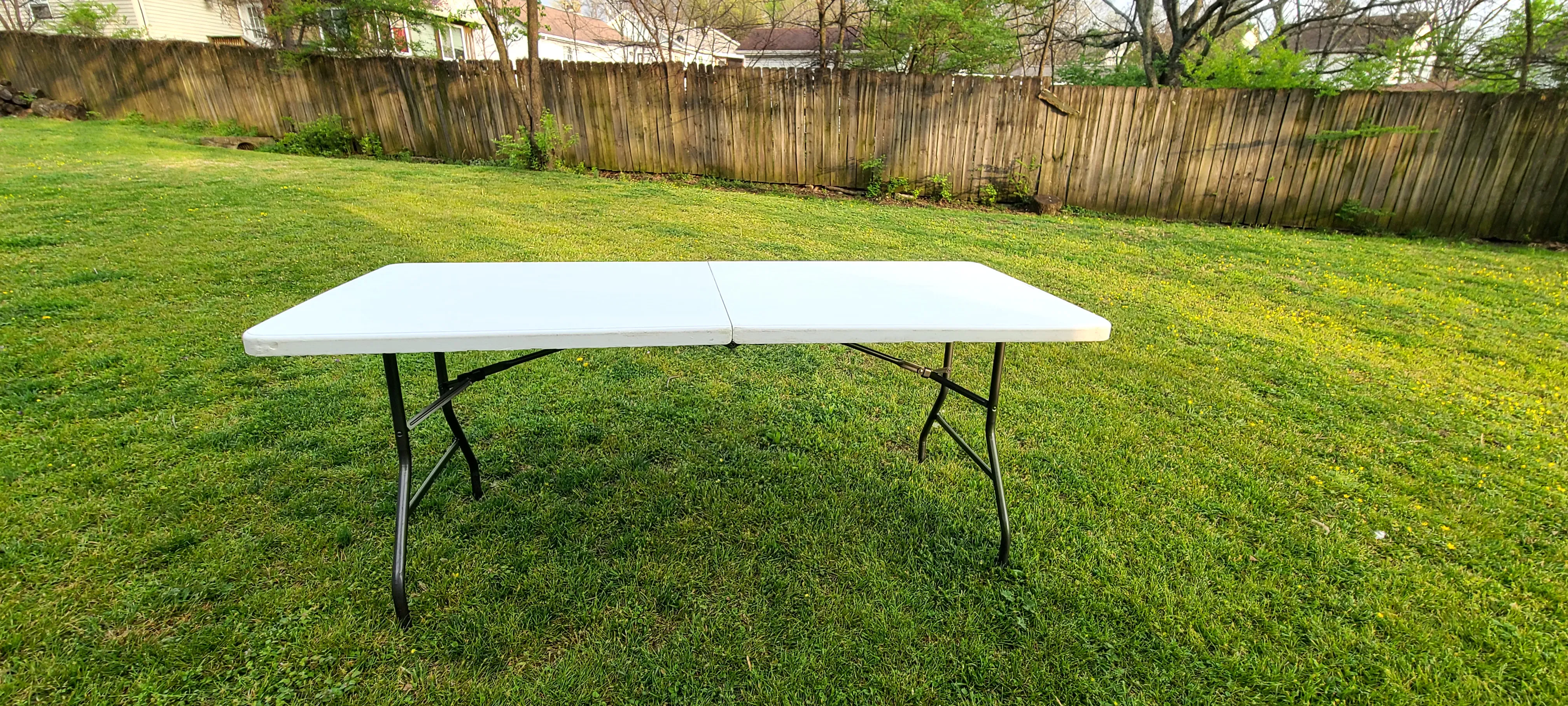 Table - 6ft