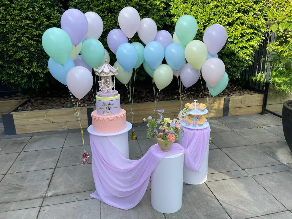Decorations & Equipment