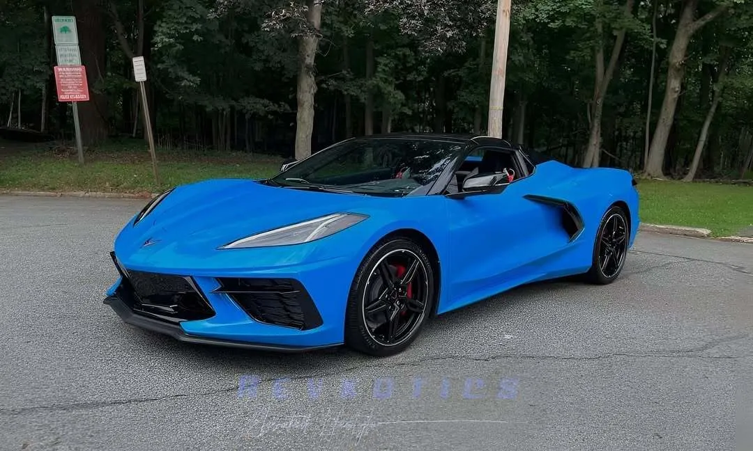 Chevrolet Corvette C8 2LT