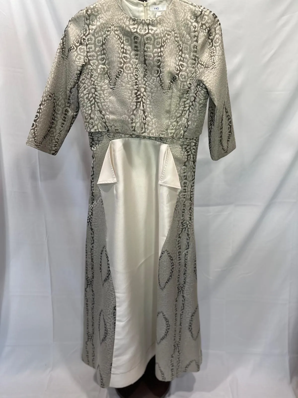 1193 8 Grey