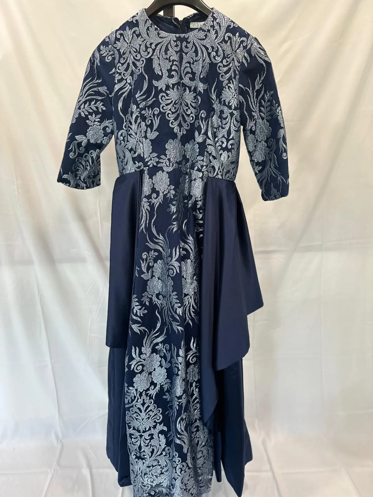 1122 Navy Silver