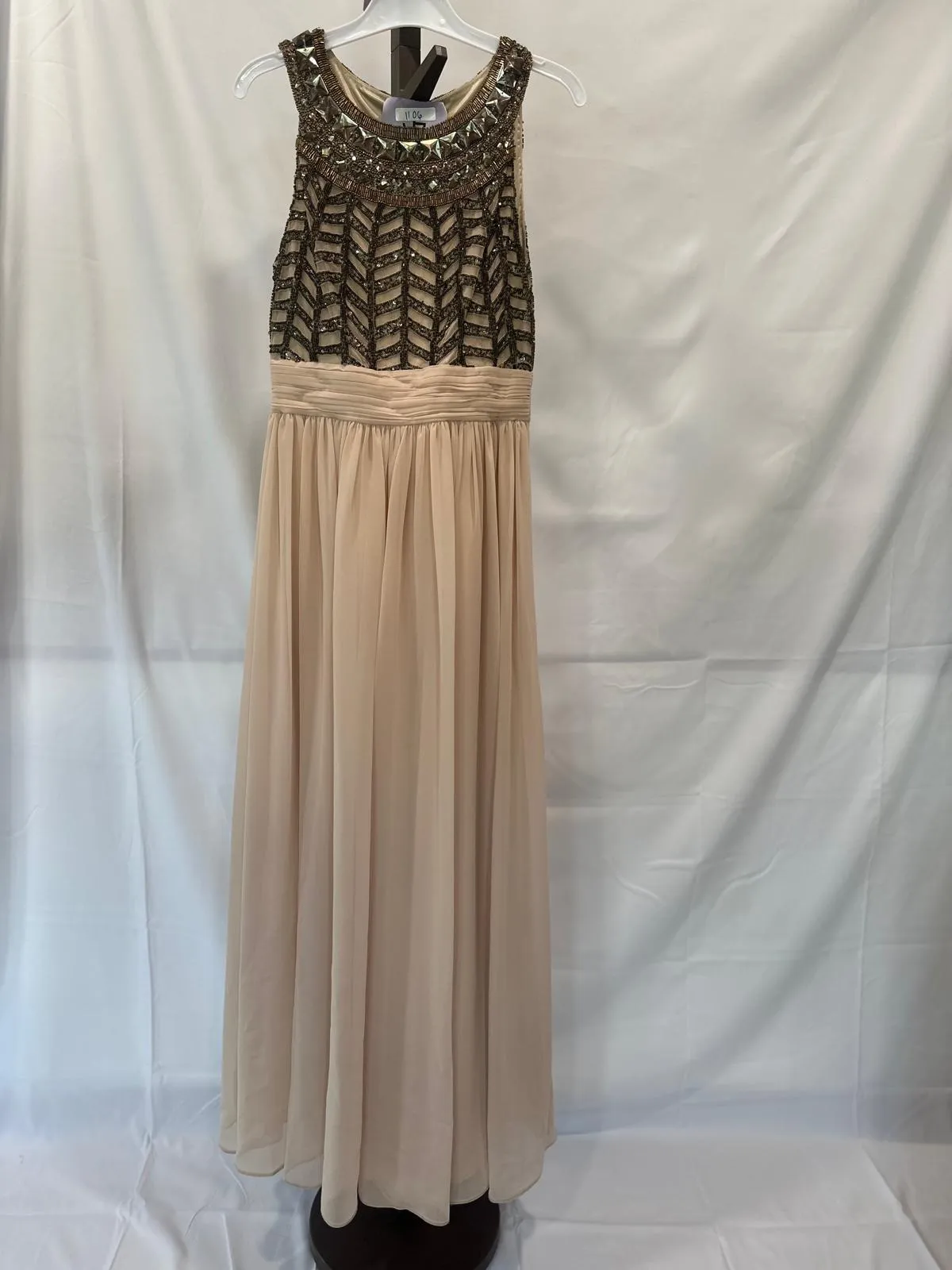 1106 6 Beige