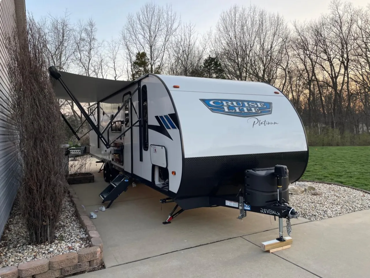 2023 Salem Cruise Lite Platinum 28VBXL