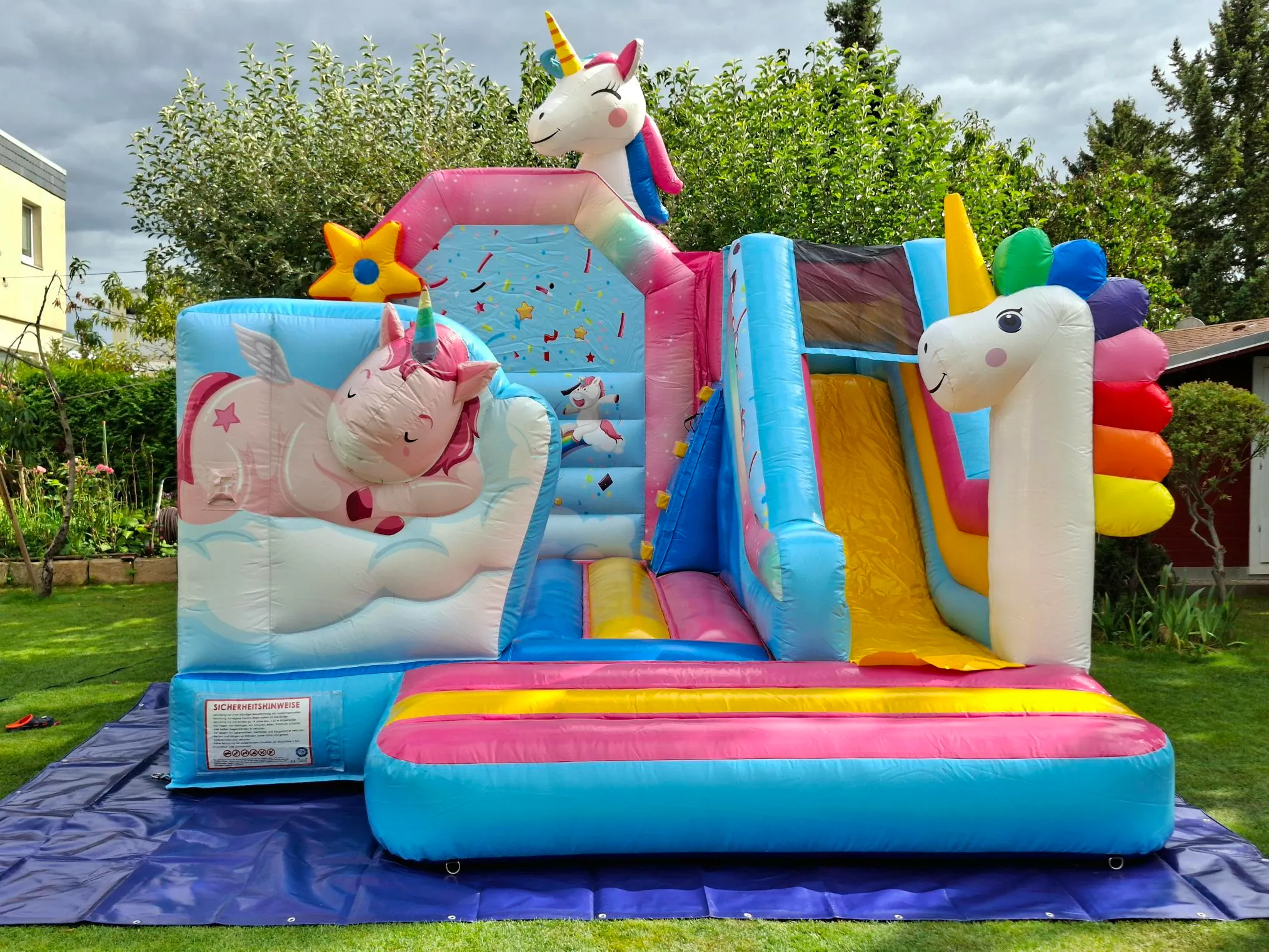 Hüpfburg mit Rutsche - Einhorn (4x5 Meter)