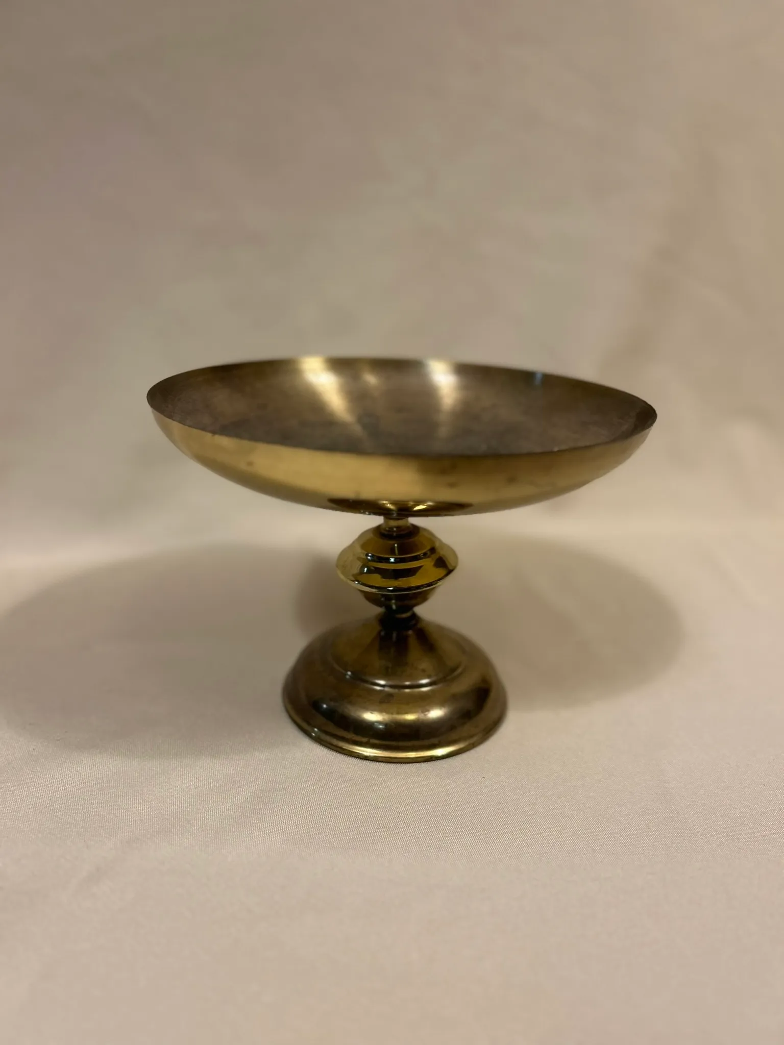 Gold Stand