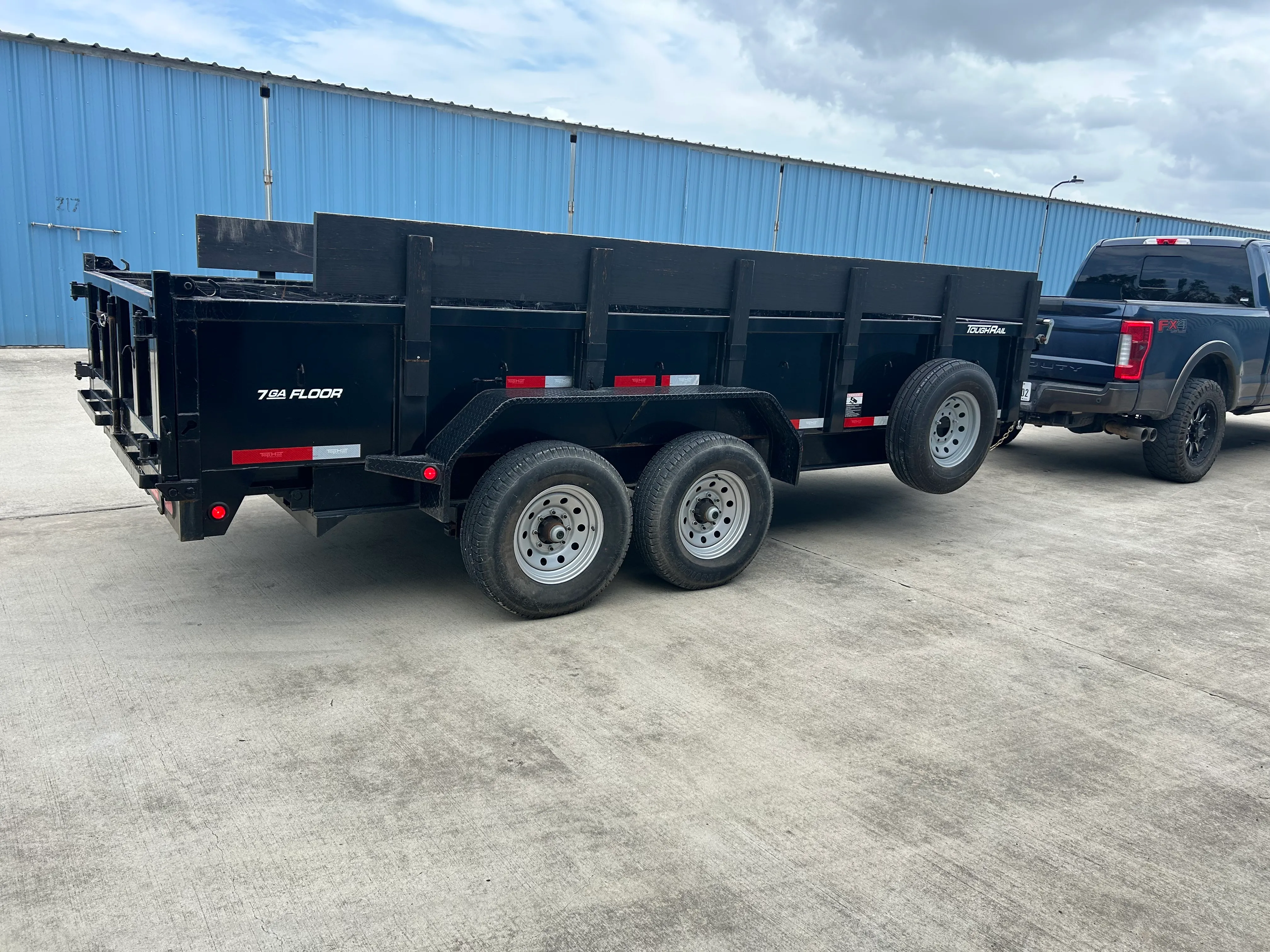 Dump Trailer 16ft