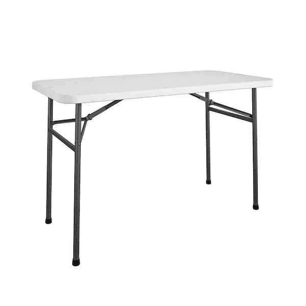 4' Resin Banquet Tables